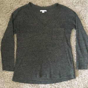 American Eagle V-Neck Long Sleeve Shirt